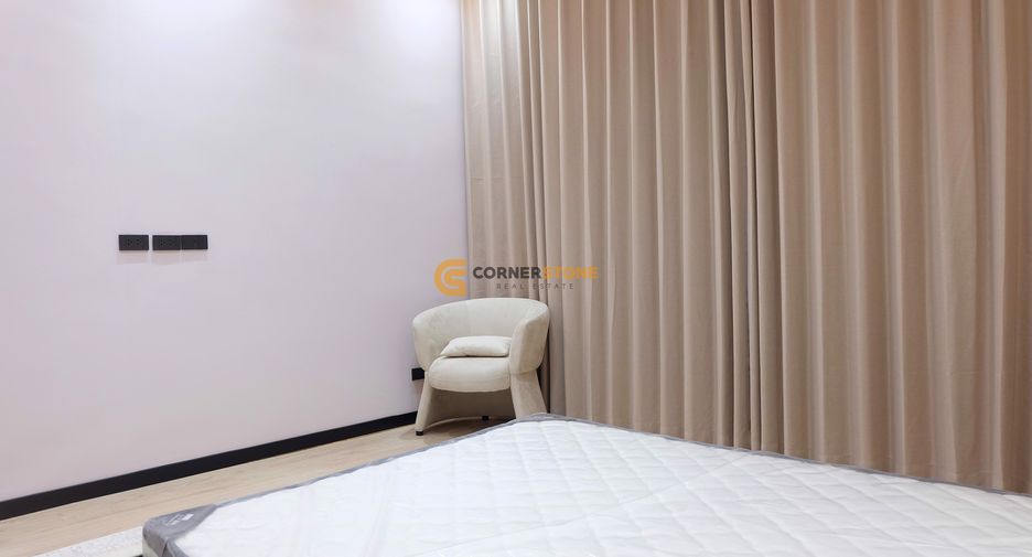 Casa en venta de 5 habitaciones en Bang Lamung, Chonburi