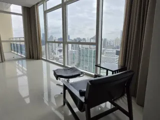 For rent 3 ベッドルーム condo in Pathum Wan, Bangkok
