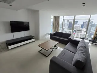 For rent 3 ベッドルーム condo in Pathum Wan, Bangkok
