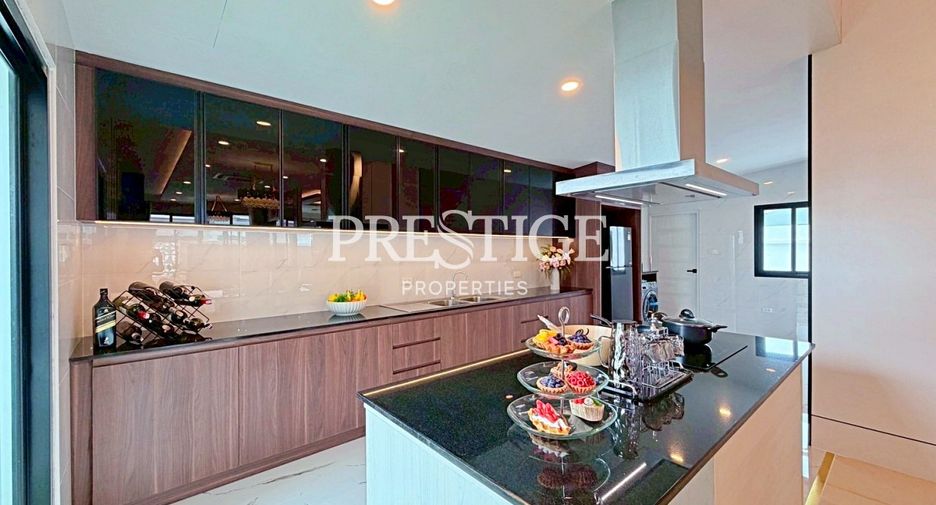 For sale 3 bedrooms house in East Pattaya, Pattaya