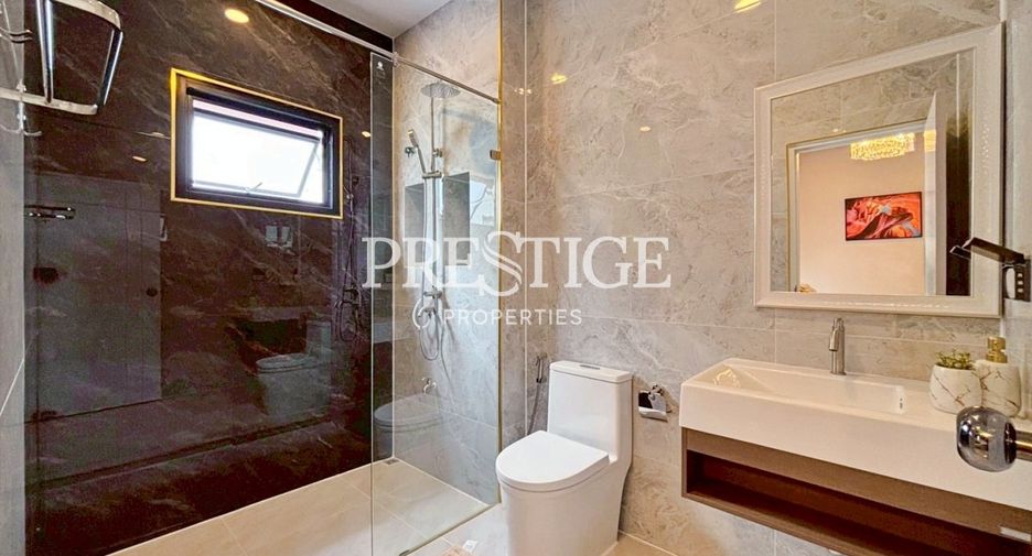 For sale 3 bedrooms house in East Pattaya, Pattaya