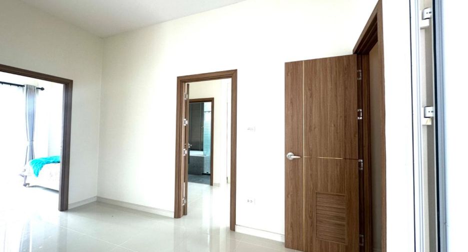 ให้เช่า 5 ห้องนอน บ้านเดี่ยว ใน ห้วยใหญ่, พัทยา