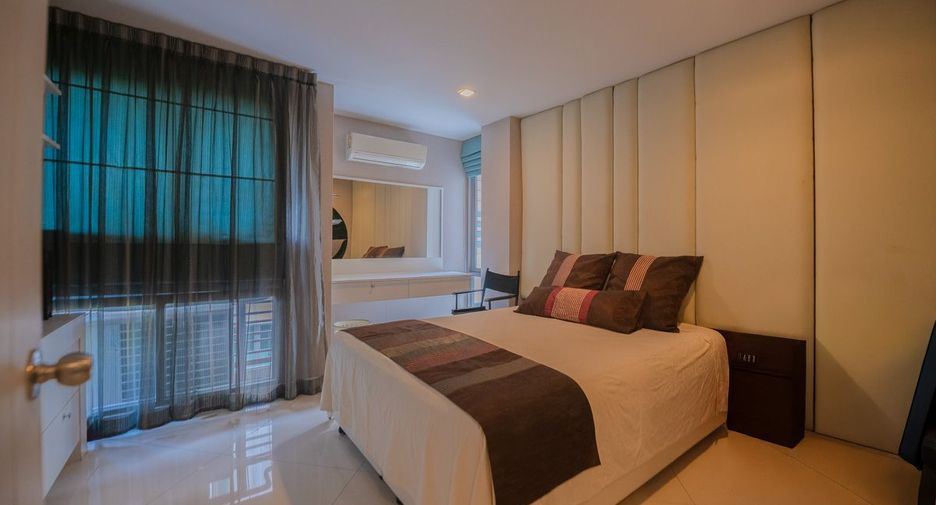 For sale 3 bedrooms condo in South Pattaya, Pattaya