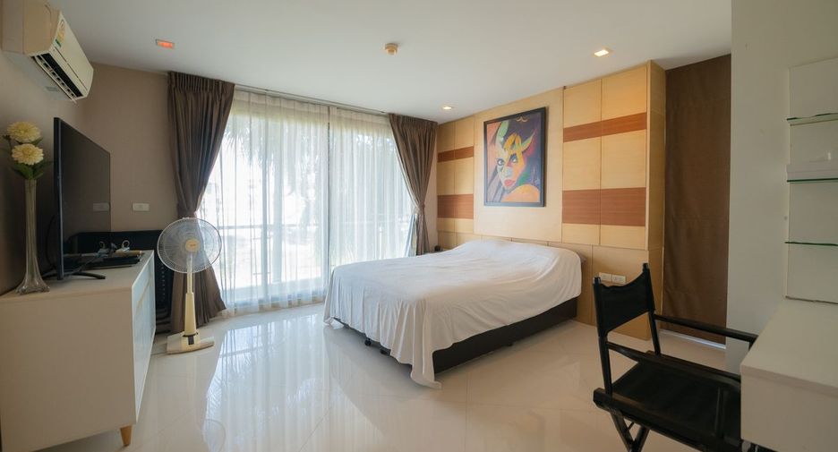 For sale 3 bedrooms condo in South Pattaya, Pattaya