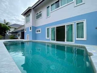 À louer 4 chambres maison à Bang Lamung, Chonburi