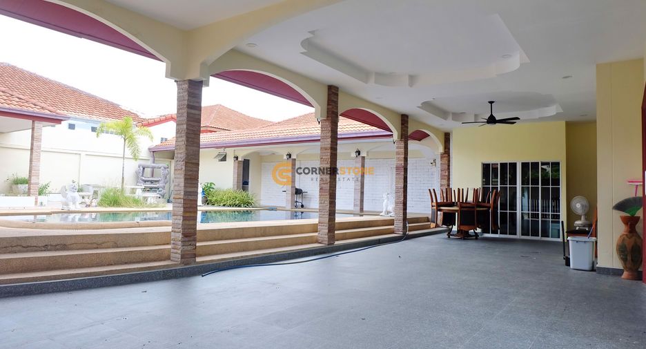For rent そして for sale 4 ベッドルーム house in Bang Lamung, Chonburi