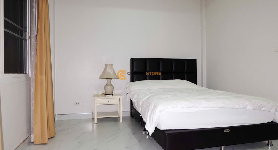 For rent そして for sale 4 ベッドルーム house in Bang Lamung, Chonburi