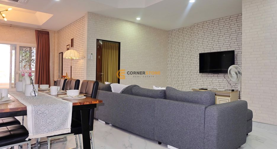 For rent そして for sale 4 ベッドルーム house in Bang Lamung, Chonburi