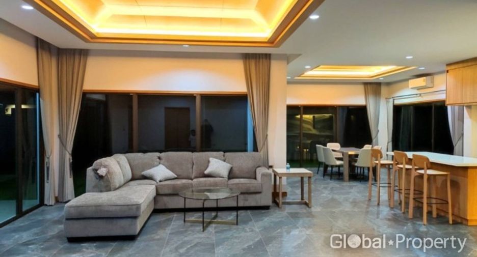 Продажа 3 спальни дом в Банг Ламунг, Чонбури