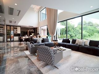 Casa en venta de 7 habitaciones en Bang Lamung, Chonburi
