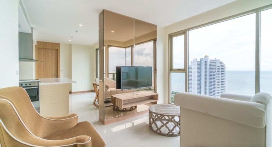 For sale 2 bedrooms condo in Jomtien, Pattaya