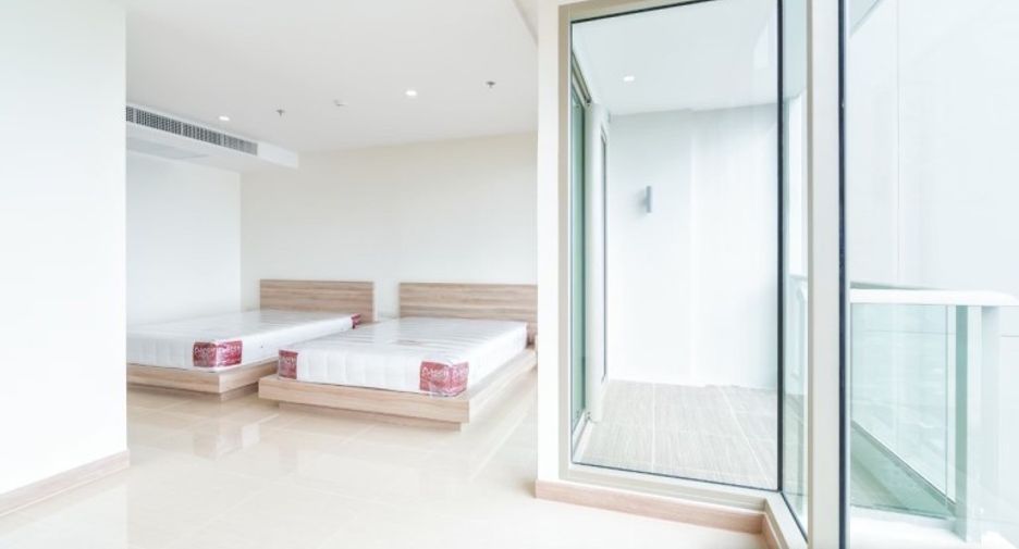 For sale 2 bedrooms condo in Jomtien, Pattaya