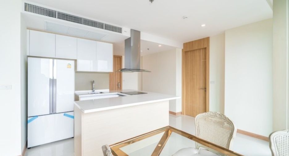 For sale 2 bedrooms condo in Jomtien, Pattaya