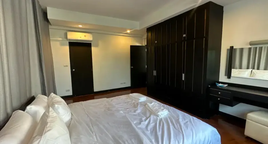 À louer 3 chambres condo à Watthana, Bangkok