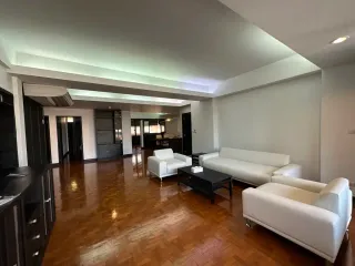 ให้เช่า 3 ห้องนอน คอนโด ใน วัฒนา, กรุงเทพฯ