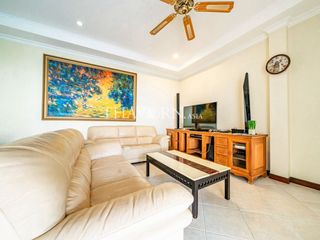 Casa en venta de 4 habitaciones en Bang Lamung, Chonburi