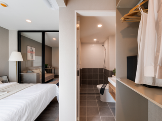 For sale 1 bed condo in Khlong San, Bangkok