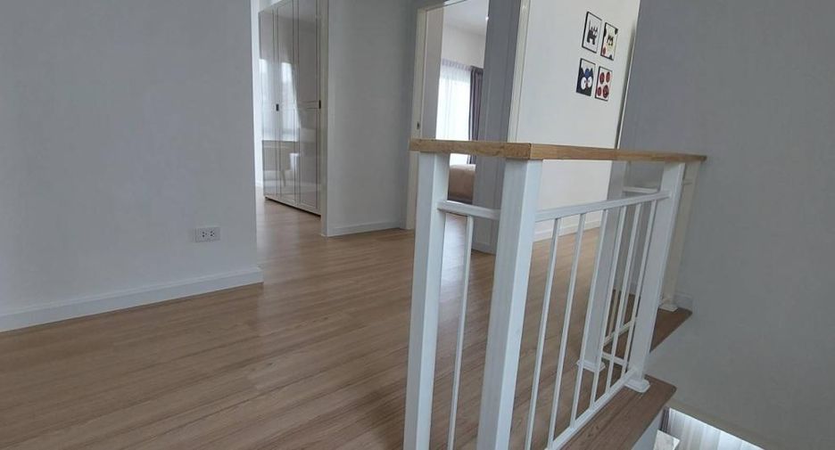 Haus zum Kauf mit 3 Zimmer in Bang Lamung, Chonburi