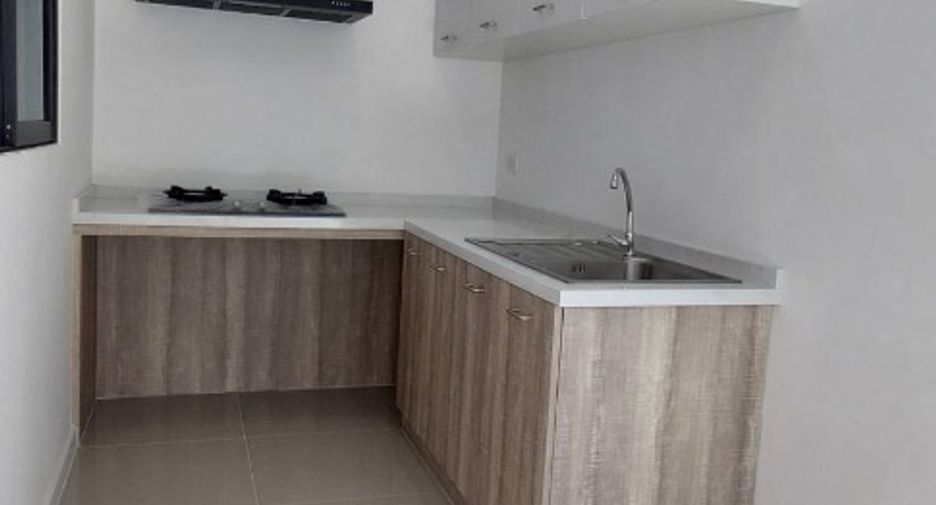 Haus zum Kauf mit 3 Zimmer in Bang Lamung, Chonburi