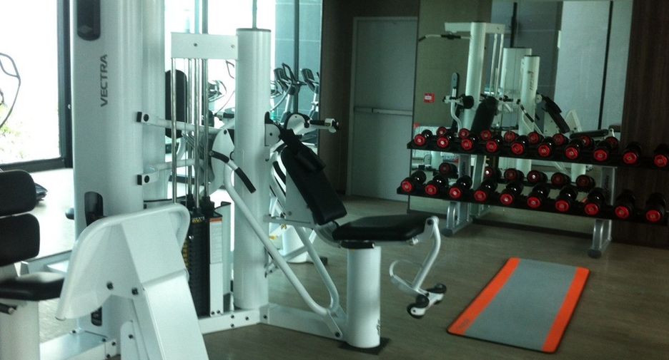 For sale 4 bedrooms condo in Watthana, Bangkok