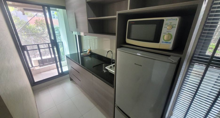 À louer 2 chambres condo à Khlong Toei, Bangkok