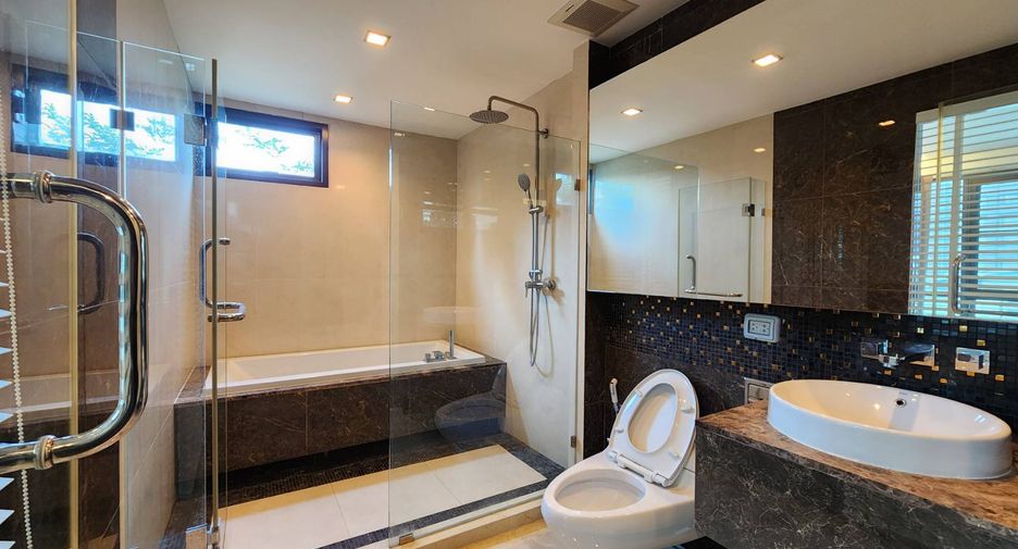 Wohnung zur Miete mit 2 Zimmer in Watthana, Bangkok