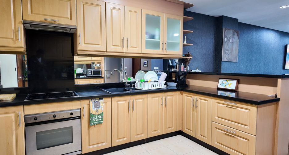 For sale 2 bedrooms condo in Bang Lamung, Chonburi