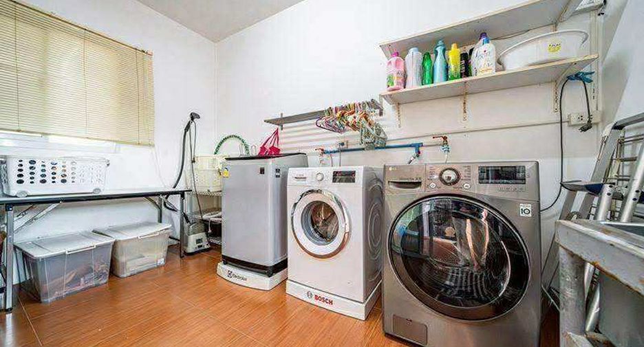 For sale 6 ベッドルーム house in Bang Lamung, Chonburi