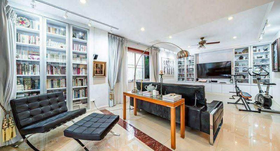 For sale 6 ベッドルーム house in Bang Lamung, Chonburi