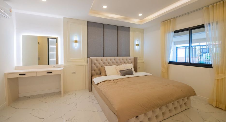 Haus zum Kauf mit 5 Zimmer in Bang Lamung, Chonburi