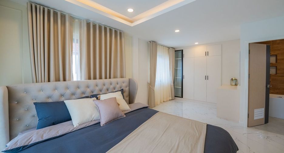 Haus zum Kauf mit 5 Zimmer in Bang Lamung, Chonburi