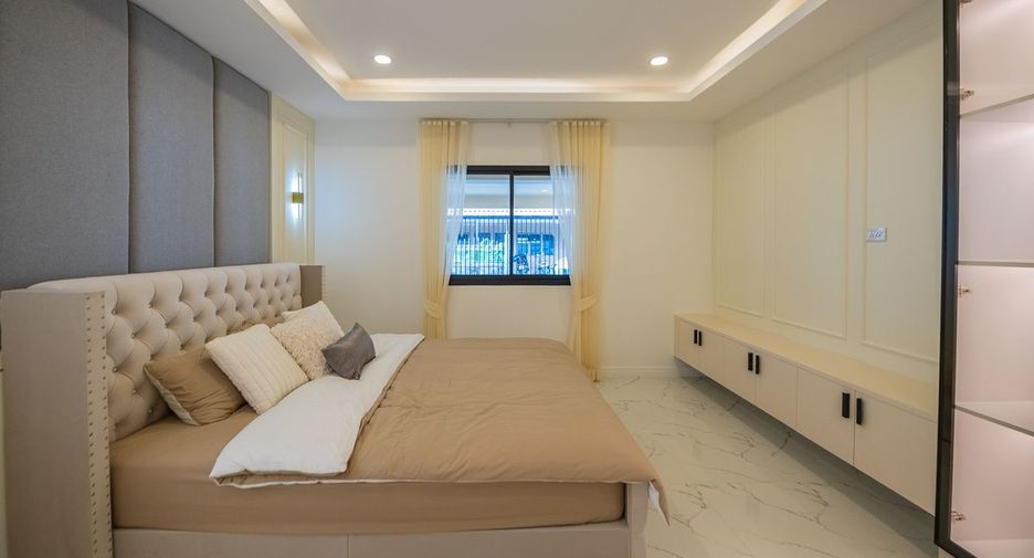 Haus zum Kauf mit 5 Zimmer in Bang Lamung, Chonburi