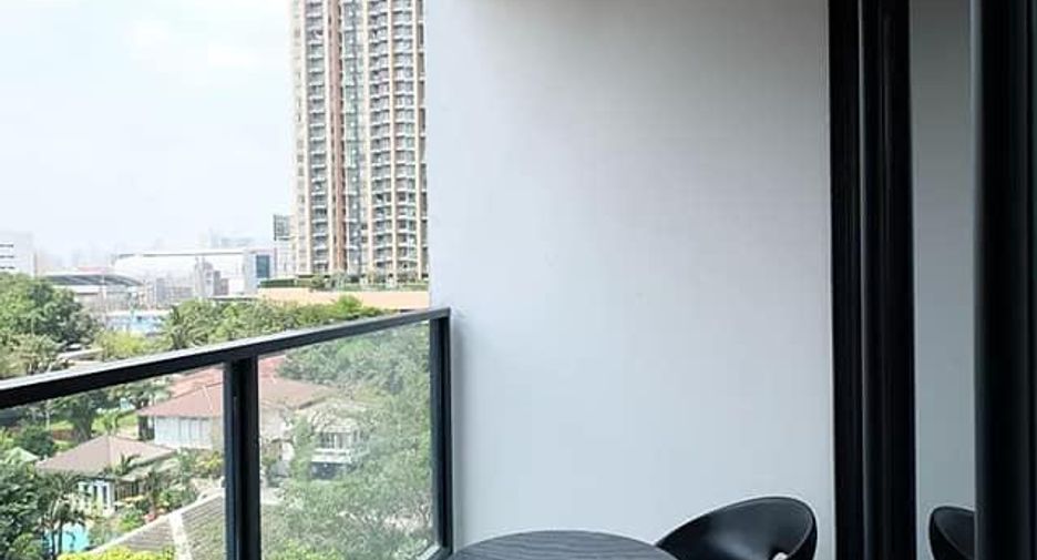 Condo en alquiler de 2 habitaciones en Watthana, Bangkok
