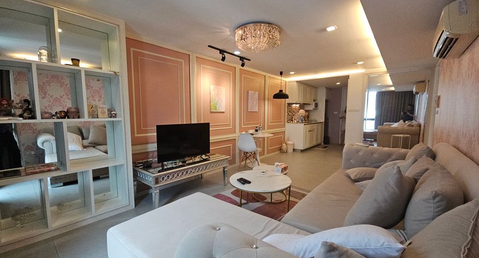 For sale 1 bed condo in Khlong Toei, Bangkok