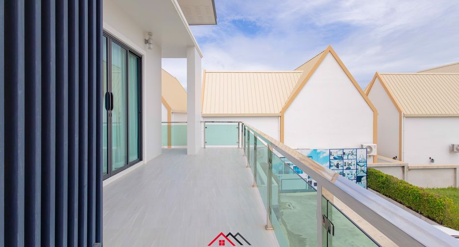 For sale 4 bedrooms house in Bang Lamung, Chonburi