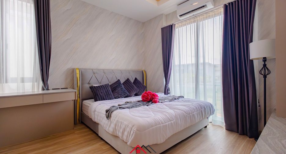 For sale 4 bedrooms house in Bang Lamung, Chonburi