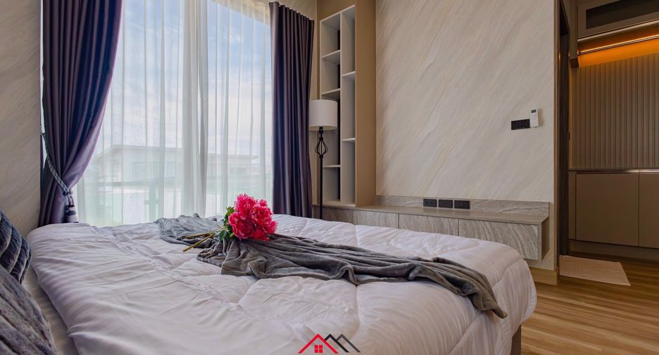 For sale 4 bedrooms house in Bang Lamung, Chonburi