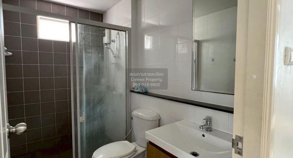 For sale 3 bedrooms townhouse in Bang Phli, Samut Prakan
