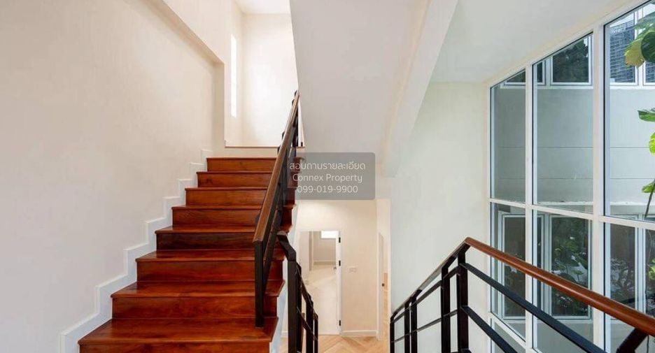 For sale 5 bedrooms house in Chatuchak, Bangkok