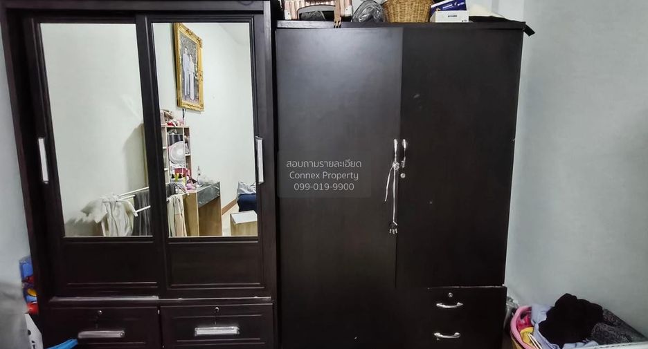 For sale 2 bedrooms townhouse in Mueang Samut Sakhon, Samut Sakhon