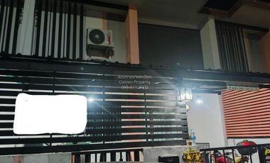 出售 2 卧室 联排别墅 在 Mueang Samut Sakhon, Samut Sakhon