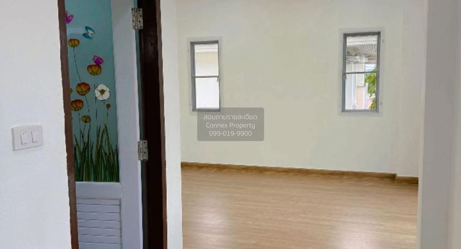 For sale 3 bedrooms house in Suan Luang, Bangkok
