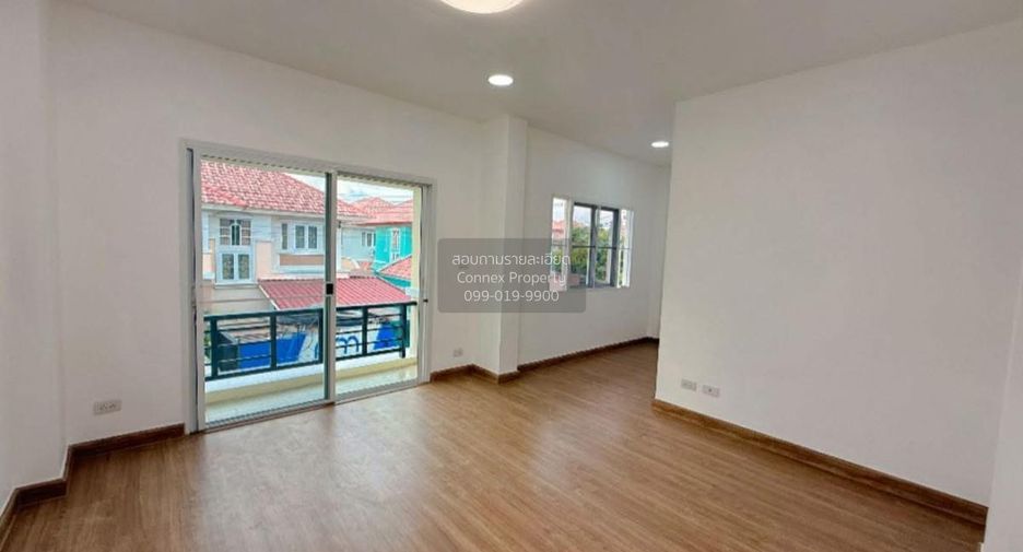 For sale 3 bedrooms house in Suan Luang, Bangkok