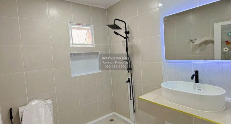 For sale 3 bedrooms house in Suan Luang, Bangkok