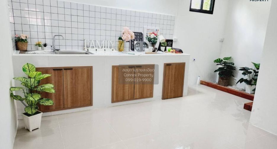 For sale 2 bedrooms townhouse in Lam Luk Ka, Pathum Thani