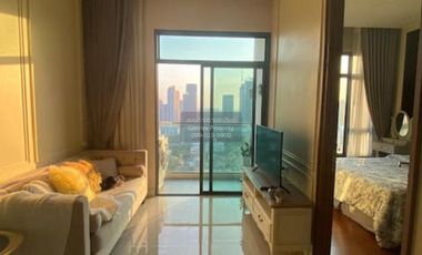 À vendre 2 chambres condo à Phra Khanong, Bangkok