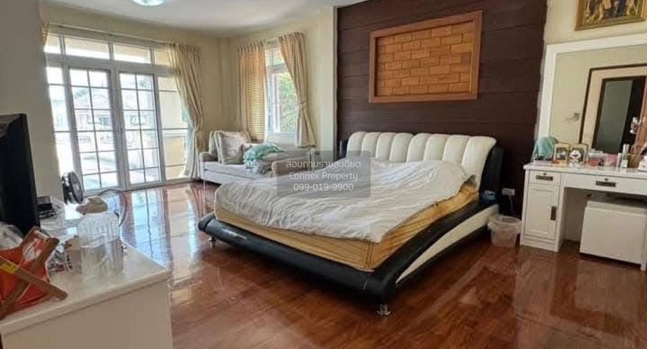 Casa en venta de 6 habitaciones en Thon Buri, Bangkok