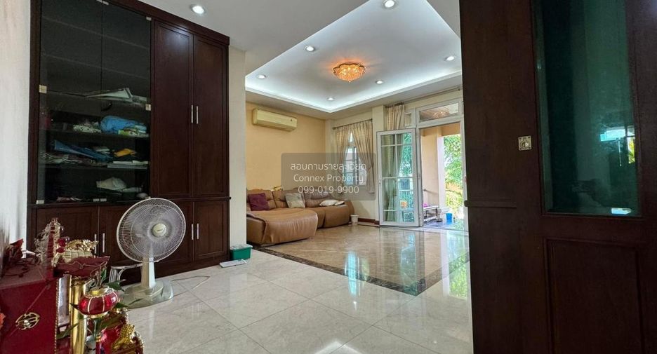 Casa en venta de 6 habitaciones en Thon Buri, Bangkok