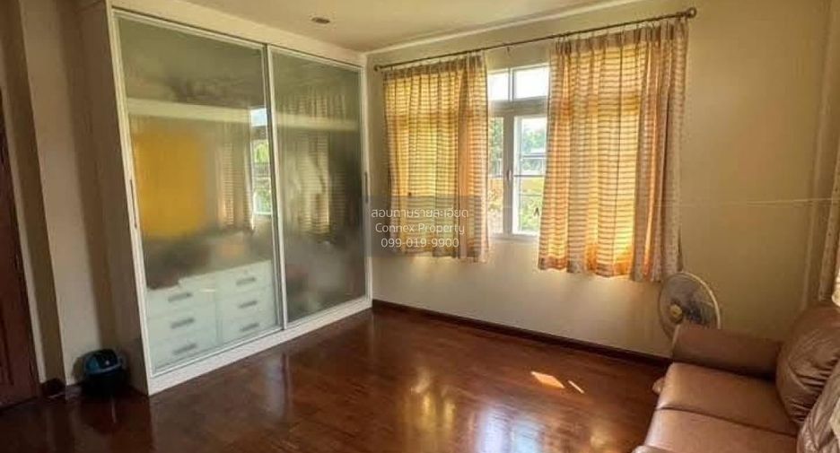 Casa en venta de 6 habitaciones en Thon Buri, Bangkok