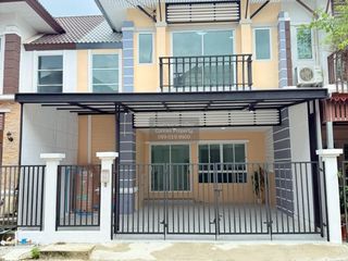 For sale 3 bedrooms townhouse in Sai Mai, Bangkok